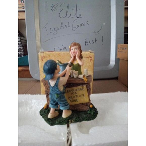 T8#111 Boyds Bears 35026 Ashley & Josh... Summer Fun - Dollstone Collection